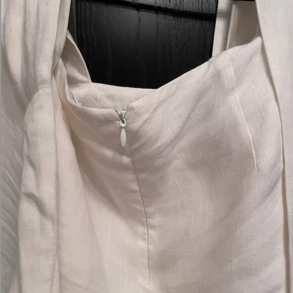 Lya Piece of White Halter Dress in Coconut White Linen - Picture 5 of 6